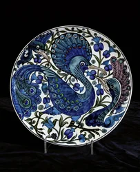 Schotel met fantastische pauwen, bladeren en fruit, geschilderd door Charles Passenger, 1888-97